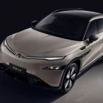 Volkswagen ID. UNYX 08 7