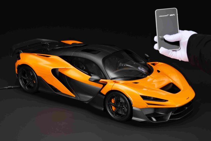 McLaren W1 - Papaya Spark - 1.8 scale (7)